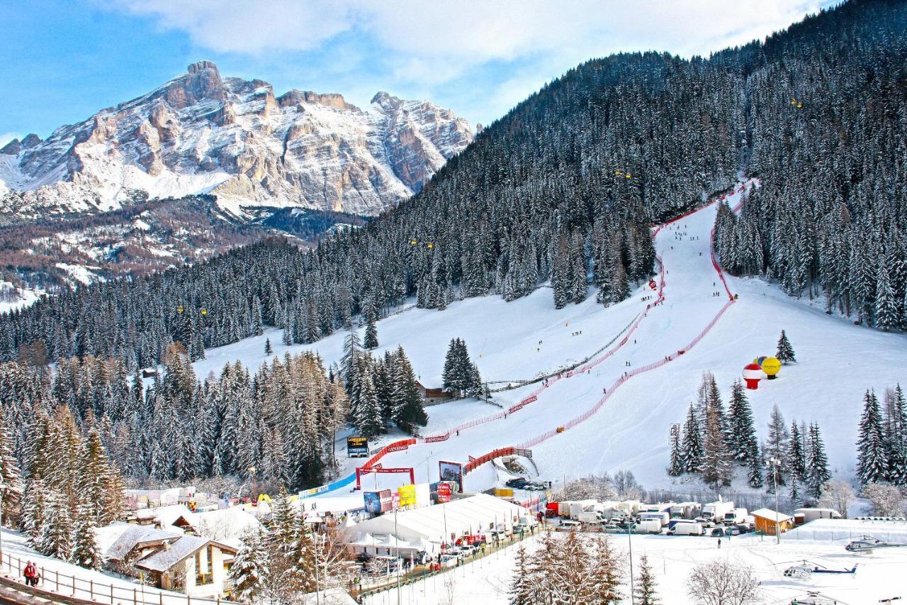 Hotel Dolomiti La Villa (Trentino Alto Adige) Exterior foto